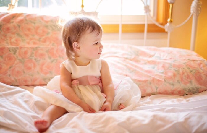 Créez_une_ambiance_féerique_avec_les_guirlandes_pour_la_chambre_de_bébé